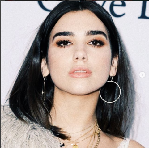 Në urimin e Pavarësisë, Dua Lipa jep lajmin e mirë