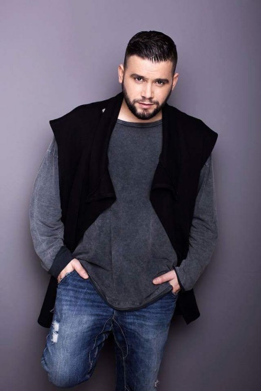 Dueti i radhës i Flori Mumajesit, kantautori zgjedh një tjetër bashkëpunëtore