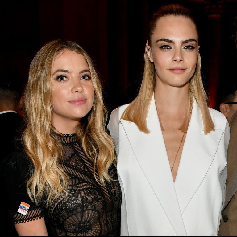 Pasi pranuan lidhjen publikisht, Ashley Benson bën këtë veprim për Cara Delevingne