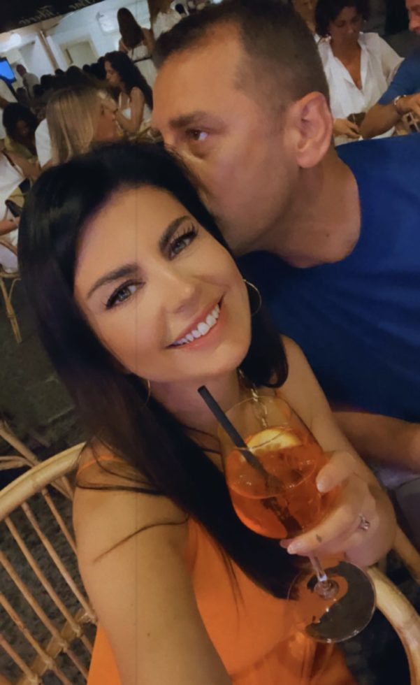 Rudina dhe Marku “arratisen” drejt Italisë: Nga Capri me shumë dashuri