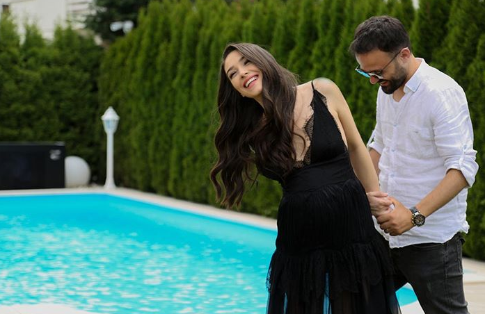 Jonida Vokshi e vulosi: Baballarët ‘VIP’ do kenë përherë fotot më të bukura me gocat