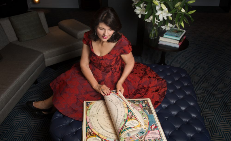 Akrepi do bëjë beb, Ujori do bëjë lekë, Susan Miller zbulon ç’do t’ju ndodhë këtë vit sipas shenjës së horoskopit