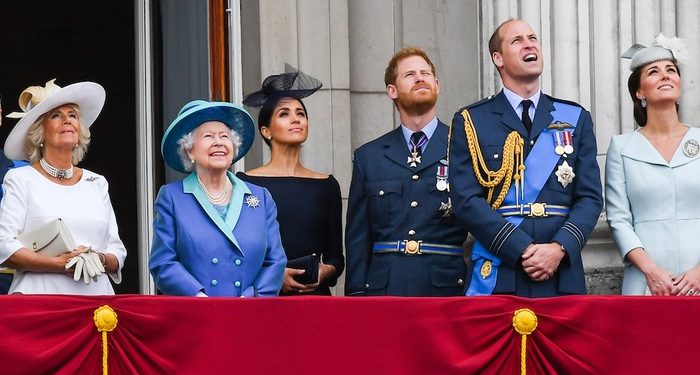 10 faktet e çuditshme që u zbuluan për familjen mbretërore me kalimin e viteve