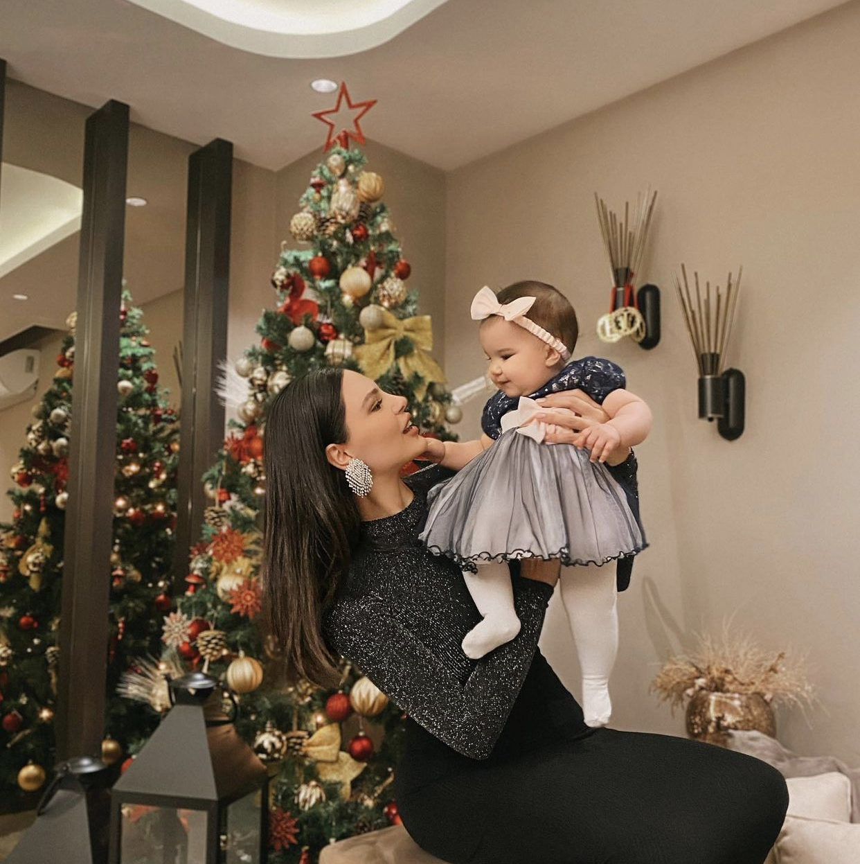 Fotot e rralla të Alinës, që na i tregon mami Almeda