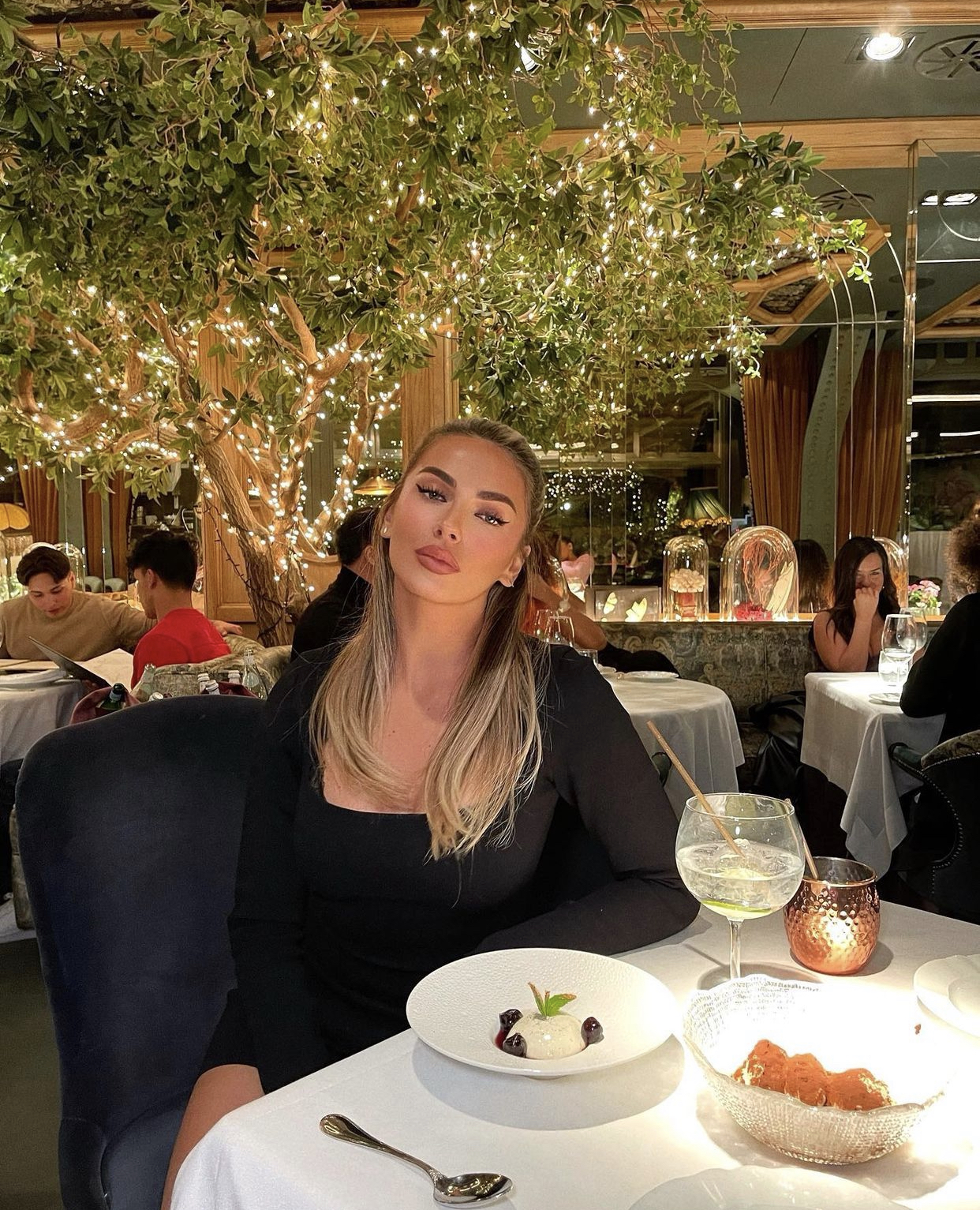 Beatrix po e kalon ndarjen me Anxhelinën