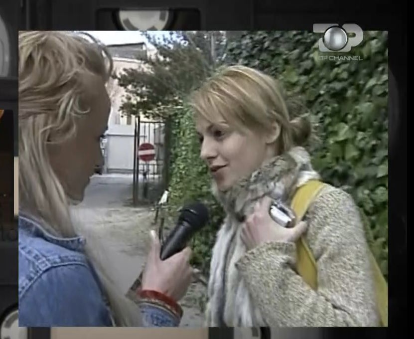 Kjo vajzë është sot një nga prezantueset më të njohura. E gjeni dot?