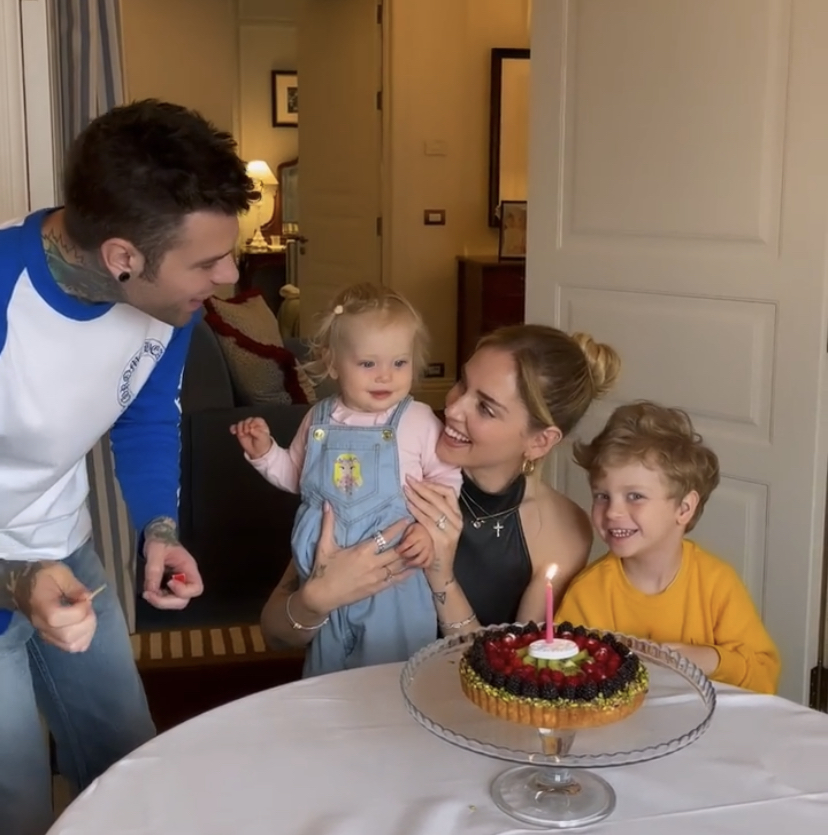 Chiara Ferragni feston 35-vjetorin dhe urimi i Fedez i preku të gjithë