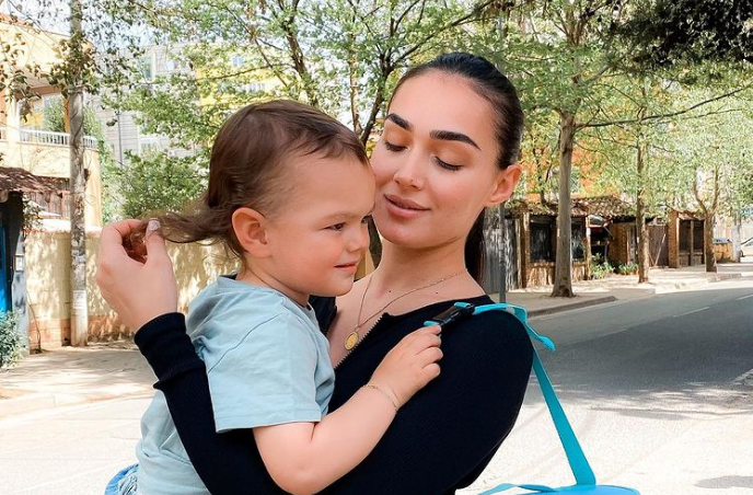 Nga ankesat për Elgitin tek planet për bebin nr.2, rrëfehet Klea Huta