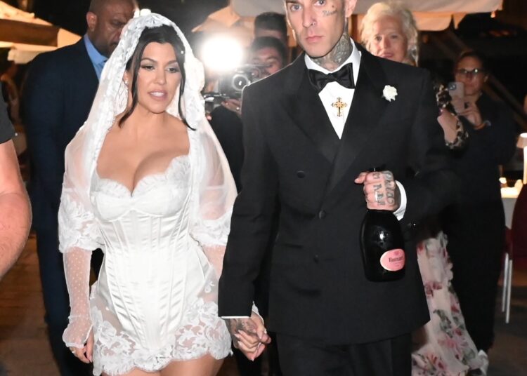 Pak ditë pas dasmës, bashkëshorti i Kourtney Kardashian përfundon me urgjencë në spital