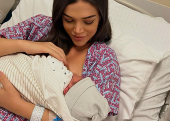 Mirëseerdhe Matias! Këngëtarja shqiptare bëhet nënë për herë të parë