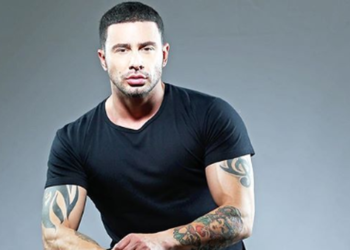 Aksidentohet Robert Berisha, ja gjendja shëndetësore e artistit