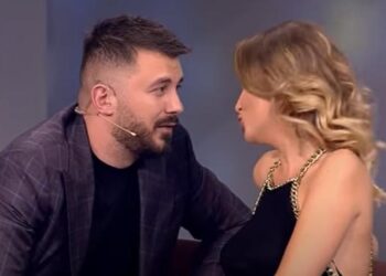 Romeo e ftoi Beniadën në emision dhe nuk munguan ca flirtime