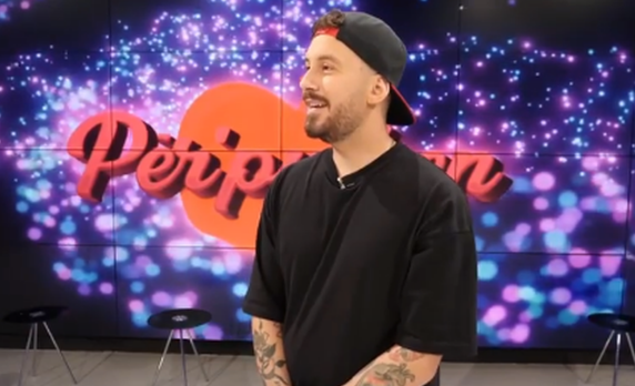 Donaldi në vend të Borës në “Përputhen”