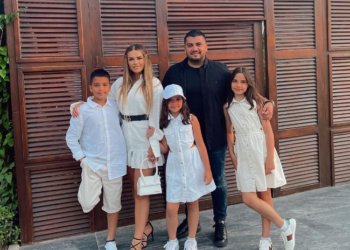 Pas lajmeve për shtatzëni, reagon vetë Ariana