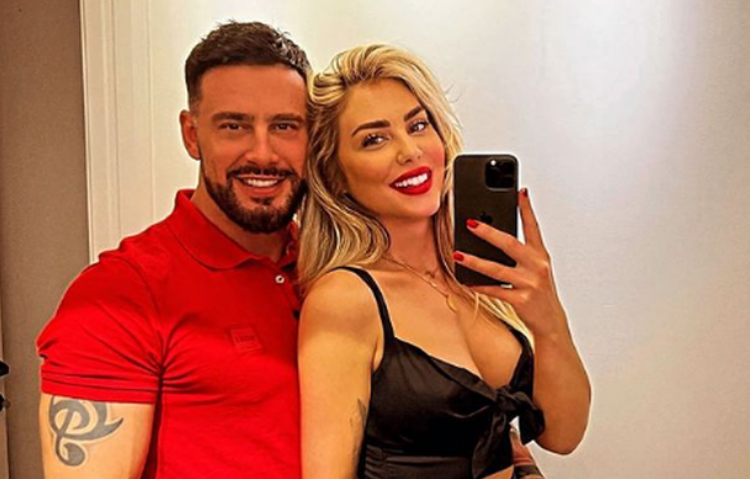 Ja ku e kemi dhe foton e parë të çiftit të ri Robert-Laureta