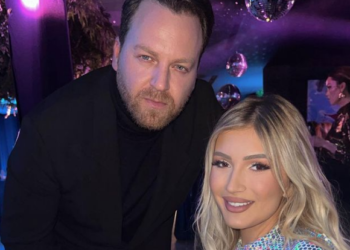 Sarën rrallë e shohim kaq romantike sa sot, por është ditëlindja e Ledionit!