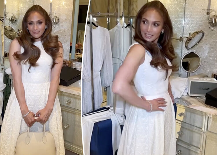 Fustanin e martesës, Jennifer Lopez e paska ruajtur në dollap prej kohësh!