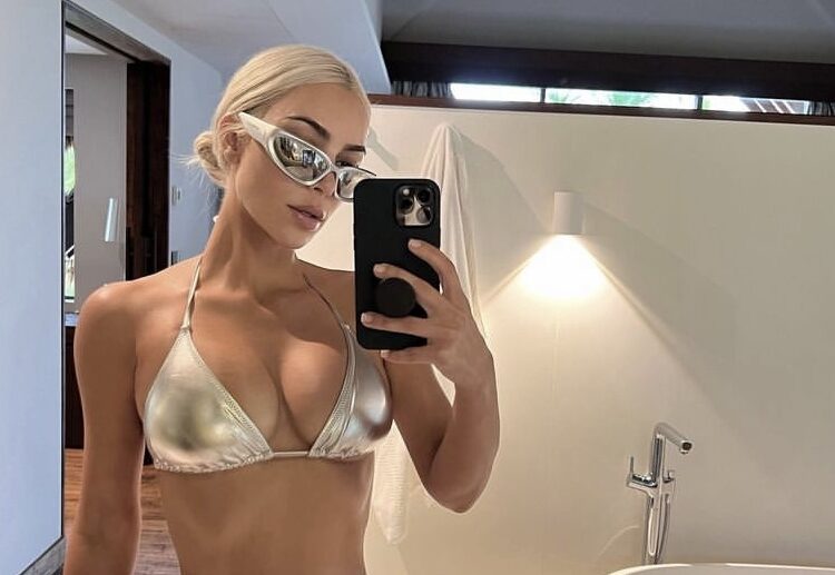 E gjeni dot se çfarë urren Kim Kardashian në trupin e saj?!