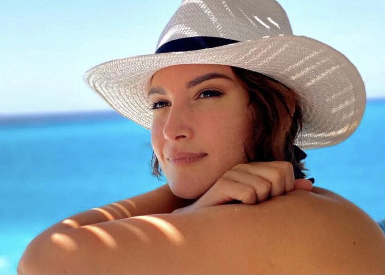 Dasmë së shpejti? Mariza Ikonomi foli më në fund!