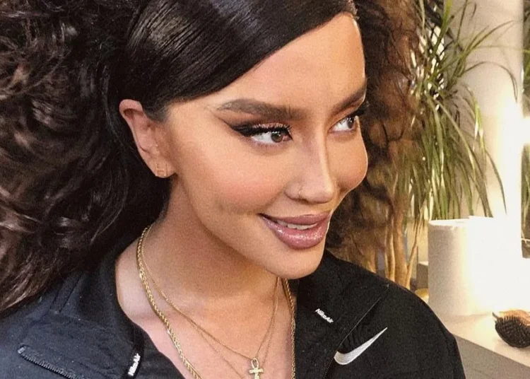 Ka ndryshuar besimin fetar? Dafina Zeqiri di mirë si t’i përgjigjet kësaj pyetjeje!