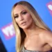 “Mendova se po çmendesha”, Jennifer Lopez flet për periudhën e vështirë!