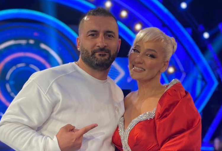 Monika ribashkohet me Pilotin e zemrës dhe ai sapo i bëri realitet dëshirën