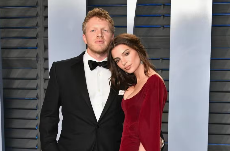 Emily Ratajkowski akuzon bashkëshortin për tradhti dhe ia nxjerr të gjitha sheshit!