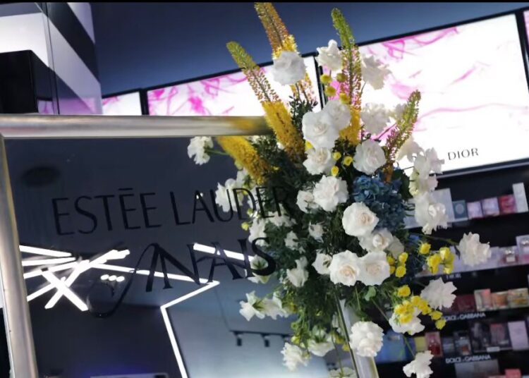 “Anais” dhe “Estée Lauder”, një rrugëtim magjik!