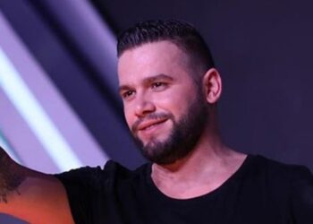 Na kishte munguar! Rikthehet në skenë Flori Mumajesi