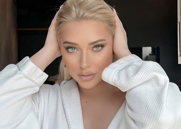 Pyesni veten pse jeni ende “single”? Epo këto arsyet e Ronelës mund t’iu kthjellojnë!