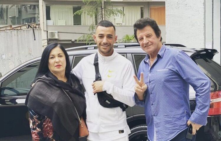 “Se imagjinoj jetën pa ju”, Stresi bën dedikimin special për të shtrenjtët e tij!