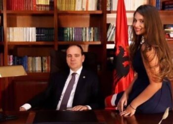 Çdo ditëlindje, Fiona Nishani do presë gjithmonë një urim nga i ati…