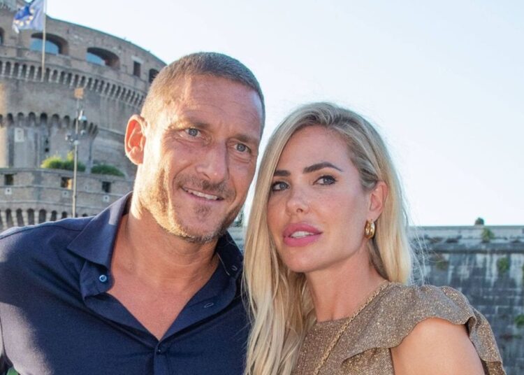 Dalin detaje nga ndarja e Tottit, Ilary Blasi u zemërua kur pa këto foto!