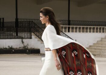 Mbretëresha e Jordanisë bën daljen e rrallë me të bijën dhe i mahnitën të gjithë