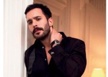 Barësh Arduç bëhet baba dhe ndan foton e parë me vajzën