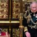 Charles III shpallet mbret me një ceremoni historike
