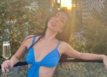 “Fillo të hash ndonjë bërxollë”, më shumë shqetësohen të tjerët për peshën e Elhaidës sesa vetë ajo që duket një yll!