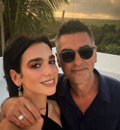 Dukagjin Lipa sqaron njëherë e mirë arsyen e mungesës së Duas në “Sunny Hill Festival” në Tiranë