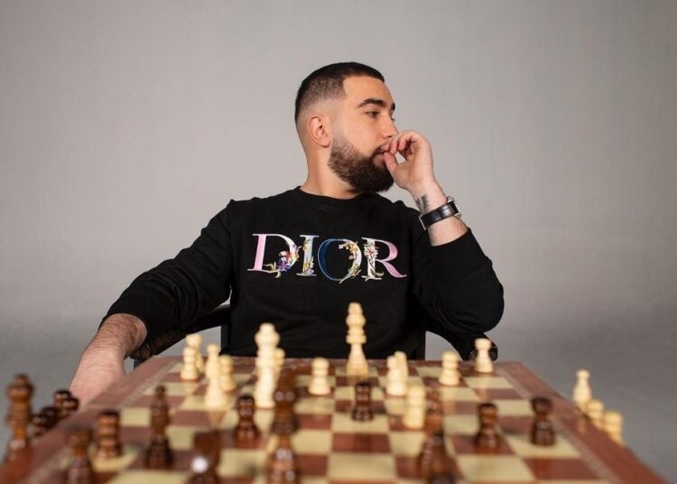 “Më fal për të gjitha”, reperi i njohur humb nënën!