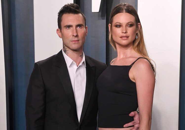 A do e mbështesnit partnerin kështu si Behati – Adam-in pas tradhtisë?!