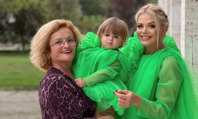 Orinda Huta është kundër jetesës me vjehrrën dhe ka një aryse!