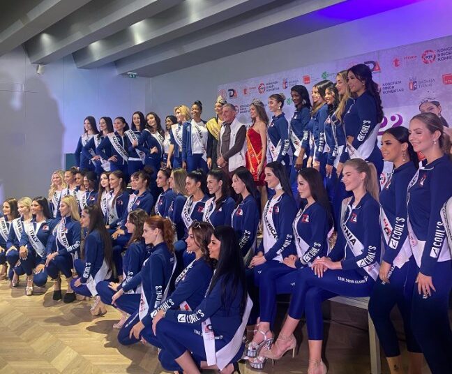 “Miss Globe 2022”/ 52 më të bukurat e globit mbërrijnë në Shqipëri për një shfaqje të jashtëzakonshme