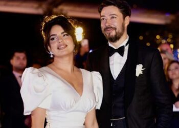 Armina dhe Shkëlzeni nisin muajin e mjaltit!