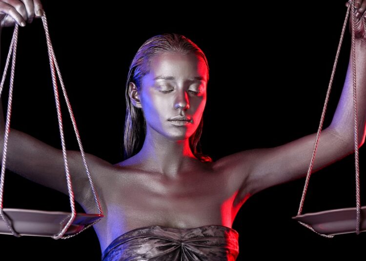 Këtë tetor Peshorja mirë me veten, mirë me të gjithë!