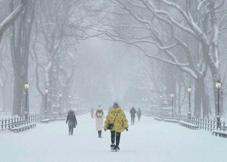 Shi, stuhi, temperatura të ulëta dhe borë, ja çfarë na pret në ditët e ardhshme!