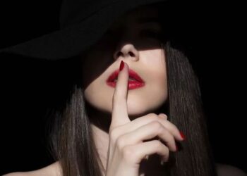 Këto tri gjëra në jetë është më mirë t’i mbani private!