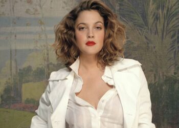 Drew Barrymore i është mërzitur jeta e saj seksuale: Kam bërë gjithçka në shtrat