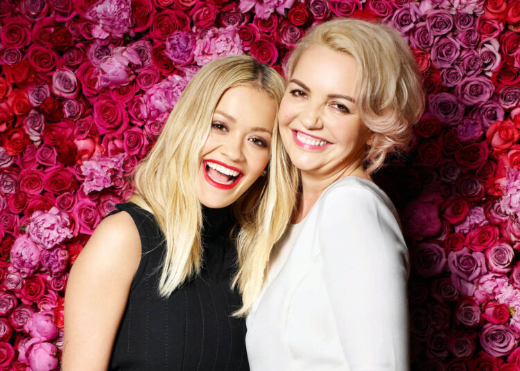 Rita feston ditëlindjen dhe Vera Ora e uroi me fjalët më të bukura të një nëne