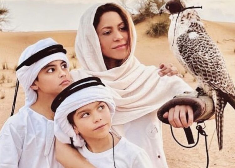 Pas divorcit të bujshëm me Pique-n, Shakira e kërkon paqen e festave në Dubai!
