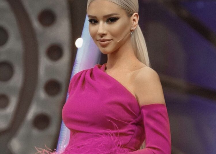 Njerëzve negativë, përgjigjuni si Fjoralba Ponari!